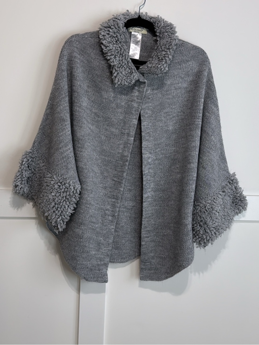 Cocogio Gray Faux-Sherpa Trim Women's Cape poncho cardigan ONE SIZE